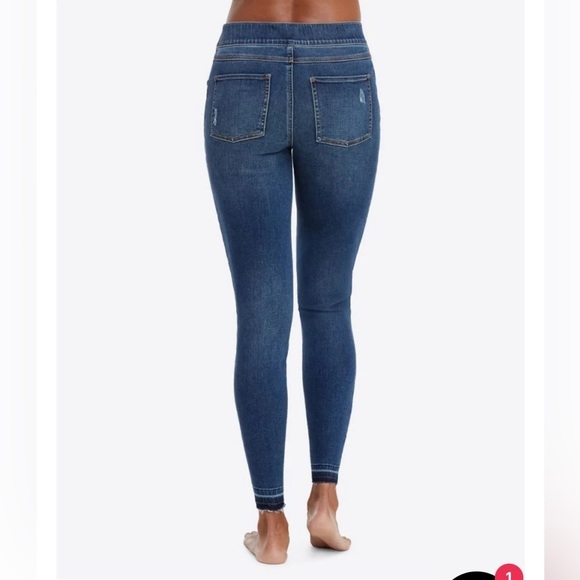 Spanx Distressed Skinny Jeans Blue Raw Hem 20203Q Size 6-8/Medium Petite - Picture 3 of 12